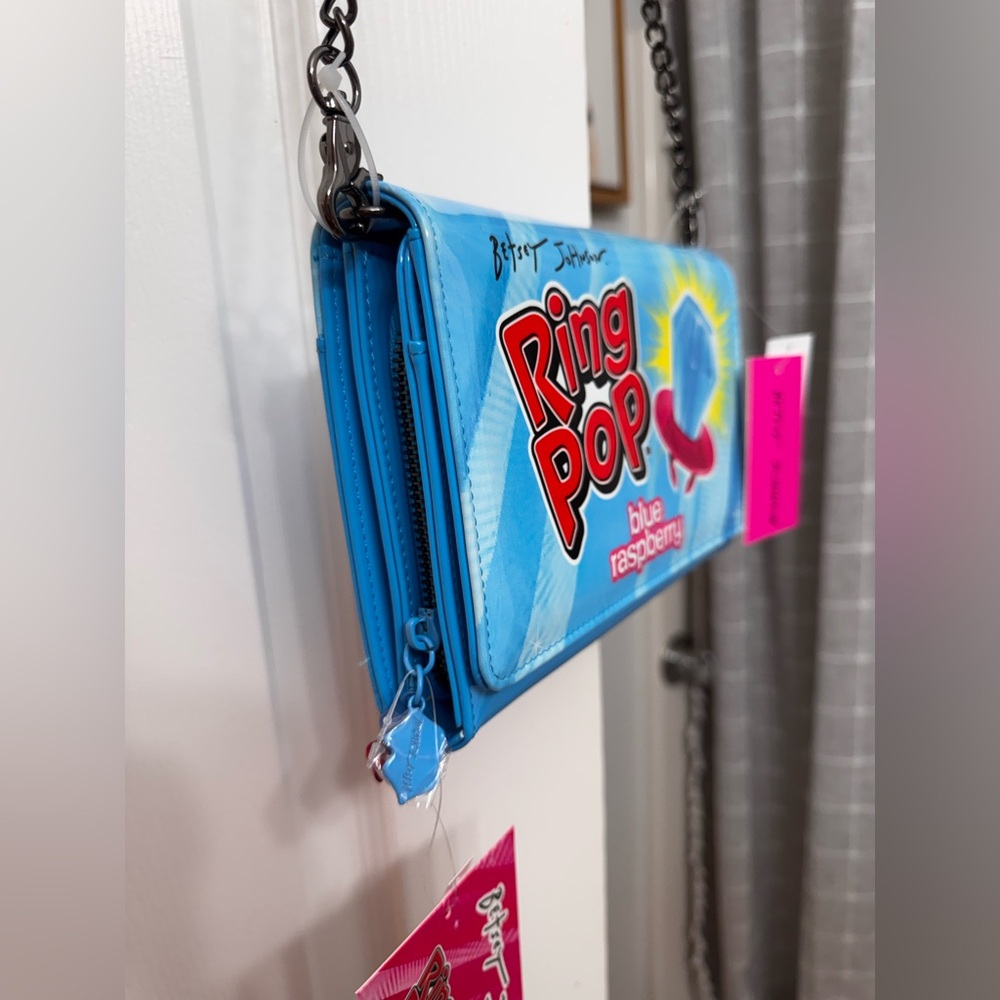 NWT🩵Betsey Johnson x Ring Pop Blue Limited Edition Convertible•Clutch/Crossbody - Picture 3 of 10